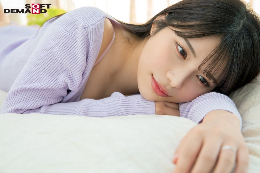 107SDNM-376 なんと恋愛経験ほぼなし！引っ込み思案な美人保育士さん 伊吹玲奈 28歳 AV DEBUT Sample 1