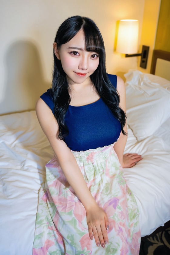 546EROFV-221 素人JD【限定】れんちゃん21歳 保育士を目指して勉強中の爆乳の癒し系美人JD！！おっぱい大好きな友人を紹介してイチャラブ中出しSEXしているところを激撮！！ Sample 1