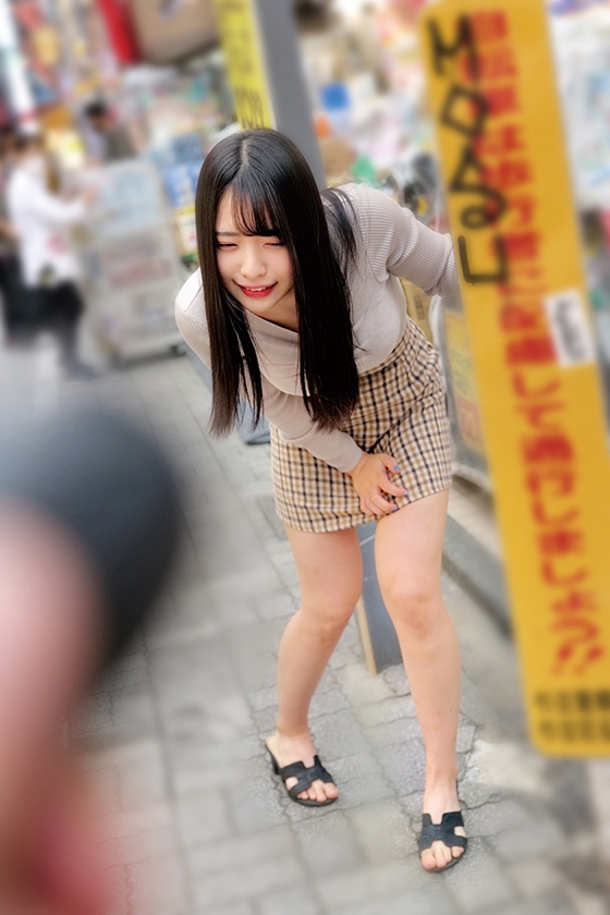 340SKMJ-375 素人美少女とリモコンバイブお散歩 8 ーSGN区編ー「もう我慢できません…//」人混みの中ビクビク震えてイキまくってしまう女子たち！人生初の羞恥プレイでまさかのエロスイッチオン！車移動中も大胆カーオナニー！最後は近くのスタジオで心行くまで生セックス！ Sample 12